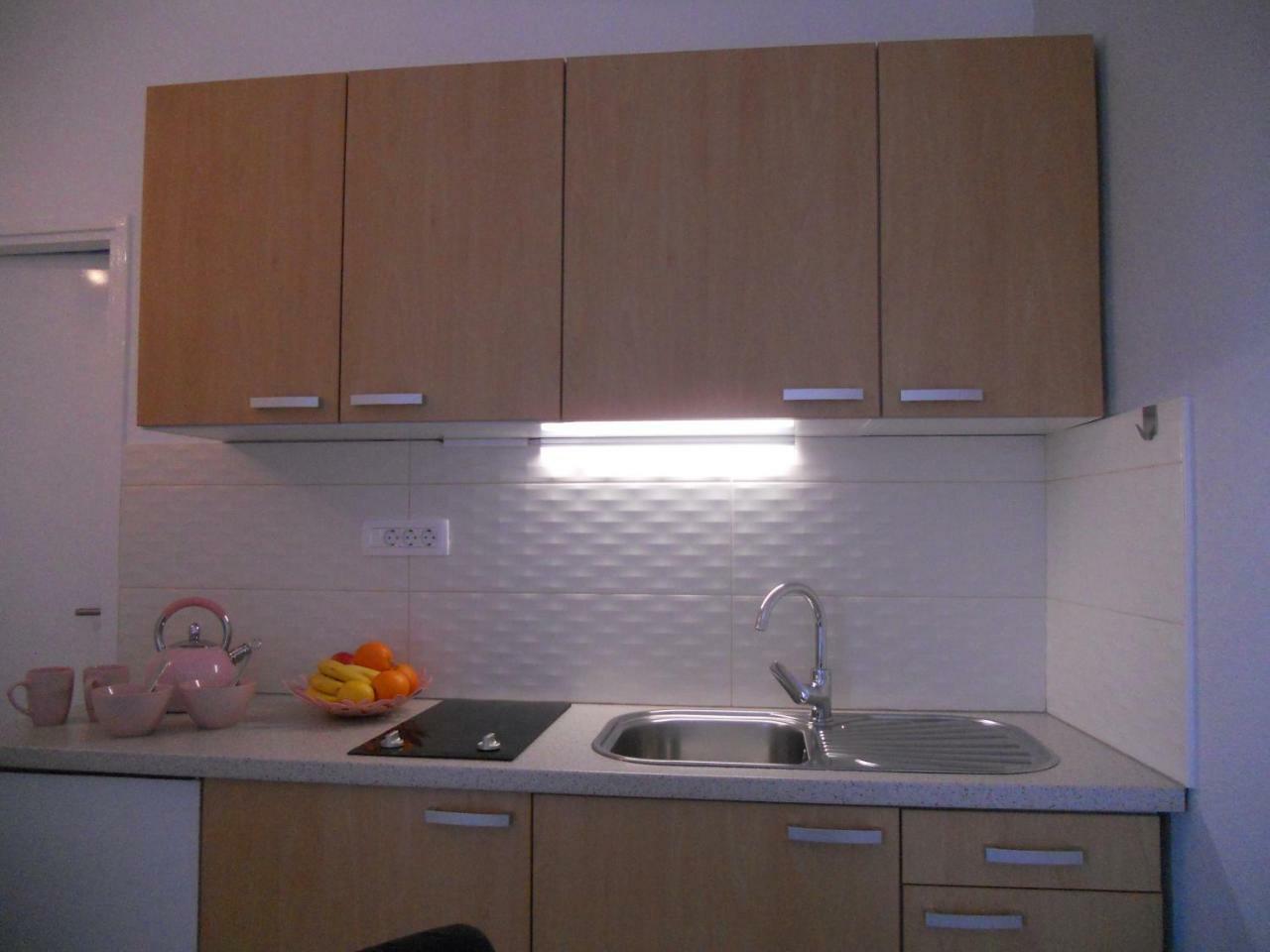 Apartments Mihalic I Baška Exteriör bild